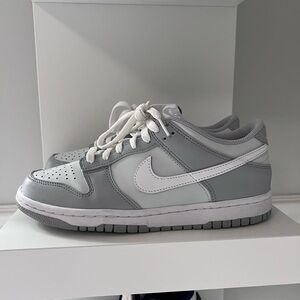 Nike Dunk Lows. Grey Fog Size 7Y 8.5 women’s